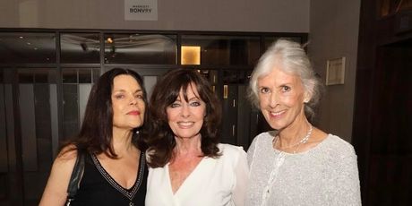 Kirsten Cooke, Vicki Michelle i Francesca Gonshaw