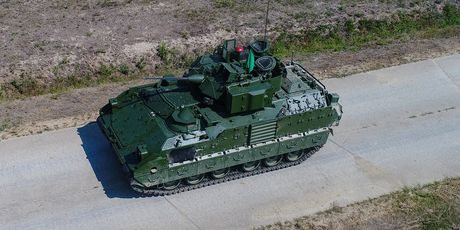 Uspješna testiranja borbenih vozila Bradley - 10