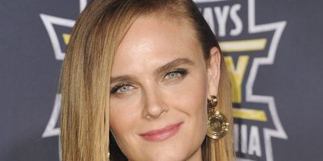 Emily Deschanel - 2