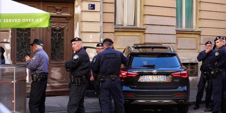 U centru Zagreba ozlijeđen policajac