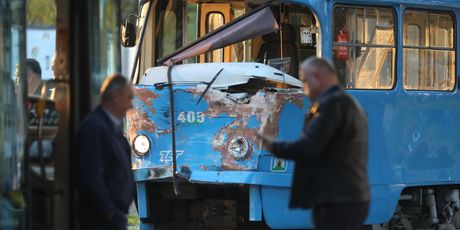 Sudar tramvaja i autobusa u Zapruđu - 7