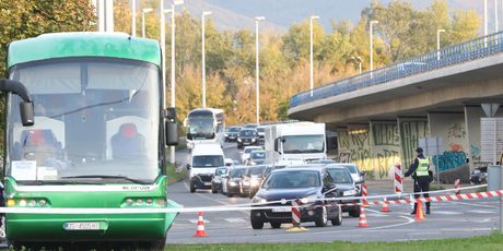 Sudar tramvaja i autobusa u Zapruđu - 15