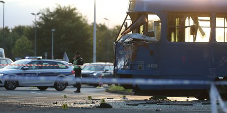 Sudar tramvaja i autobusa u Zapruđu - 17