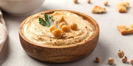 Humus se radi s tahini pastom