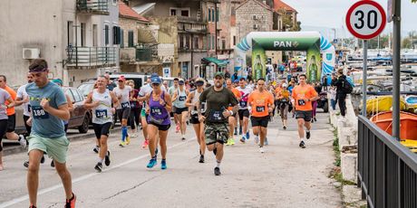 8. Omiški polumaraton - 16