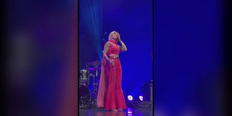 In Magazin: Stela Rade - 2