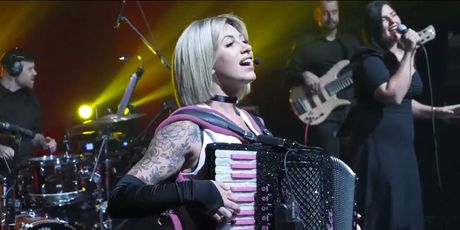 In Magazin: Stela Rade - 3