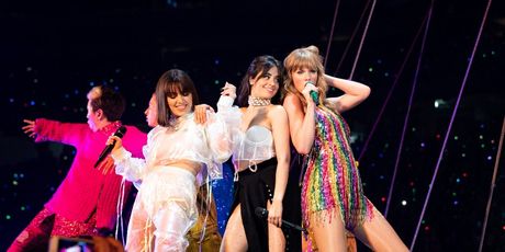 Taylor Swift i Charli XCX - 3