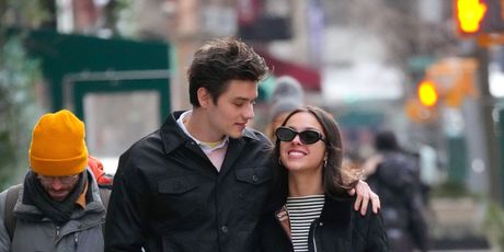 Louis Partridge - 16