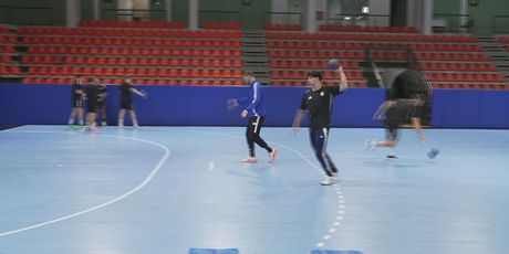 In Magazin: Giorgi Tskhovrebadze - 4