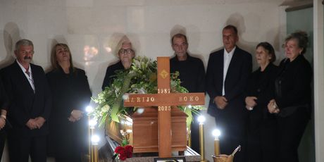 Sprovod Marija Boke, planinara stradalog u Sloveniji - 1