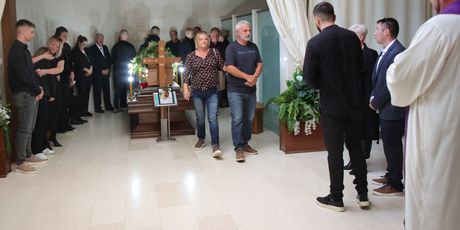 Sprovod Marija Boke, planinara stradalog u Sloveniji - 3