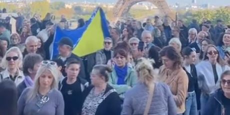 Oproštaj od Halida Bešlića u Parizu