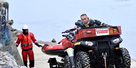 Potraga za čovjekom u Savi - 2