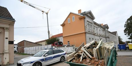 Urušio se zid zatvora u Bjelovaru, poginula dva radnika - 6