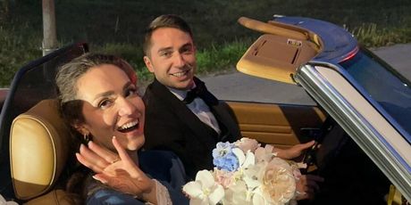 Jan Gelo sa suprugom