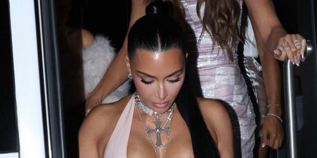 Kim Kardashian - 6