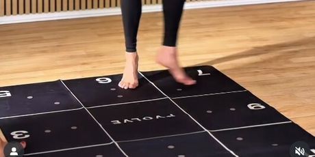 Jennifer Aniston - 1