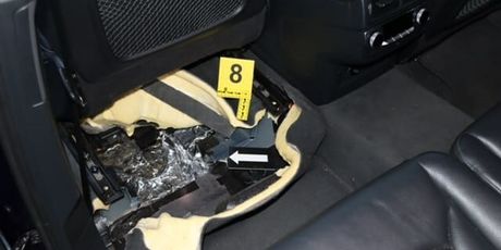 U automobilu i garaži 45-godišnjaka pronađena droga - 4