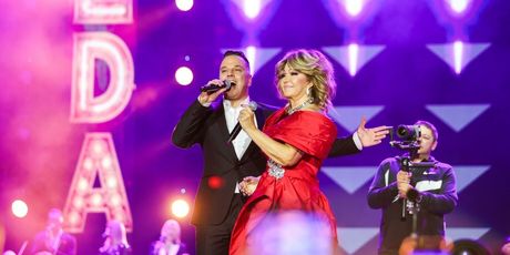 Neda Ukraden i Ivan Zak u Areni Zagreb