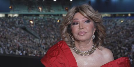 In Magazin: Neda Ukraden - 1