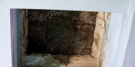 Urušio se dio stropa u prizmenim prostorima tržnice Dolac