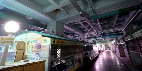 Urušio se dio stropa u prizmenim prostorima tržnice Dolac