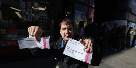 Prodaja ulaznica za Thompsonov koncert - 6