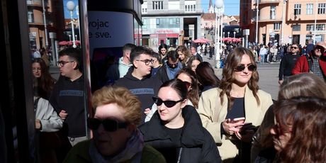 Prodaja ulaznica za Thompsonov koncert - 7