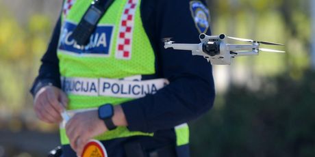 Šibenska policija dronovima nadzire promet - 1