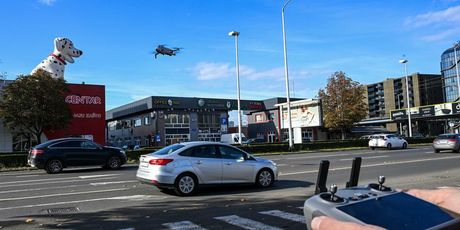 Zagrebačka policija dronovima nadzire promet - 2