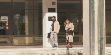 Špijunka ostaje u zatvoru - 4