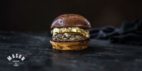 Dimljeni smoky Dolac burger