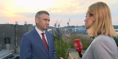 Ivana Brkić Tomljenović razgovara s gradonačelnikom Pule Borisom Miletićem o Uljaniku (Video: Dnevnik Nove TV) - 1