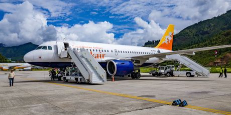Do 2011. na ovaj aerodrom slijetao je samo Drukair