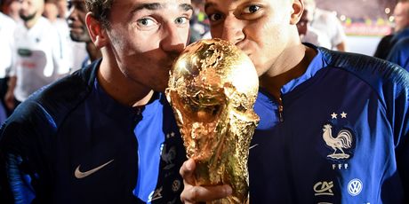 Antoine Griezmann i Kylian Mbappe (Foto: AFP)