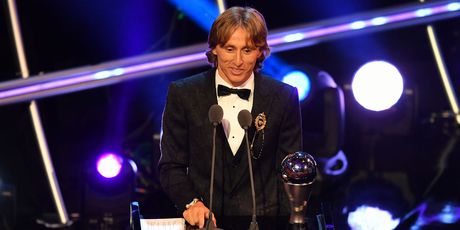 Luka Modrić, Didier Deschamps i Marta (Foto: AFP)