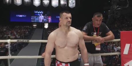 Cro Cop u ringu (Screenshot)