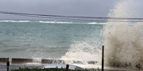 Snažni udari uragana Dorian na Bahamima (Foto: AFP) - 1