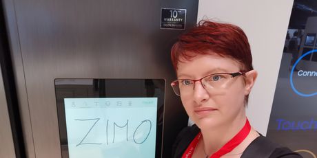 Urednica Zima na sajmu IFA