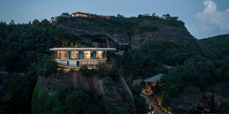 Eagel Rock Cliff hotel u Kini - 5