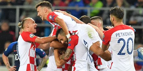 Slavlje hrvatskih nogometaša (Foto: AFP)