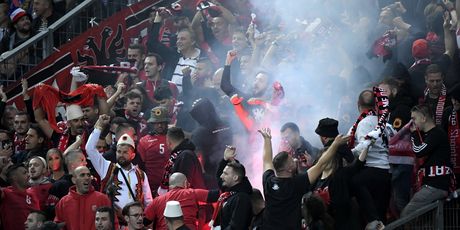 Albanski navijači (Foto: AFP)