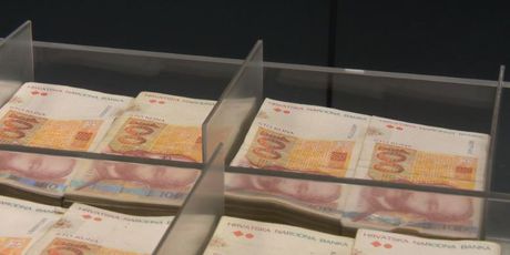 Novac za bankomat (Foto: Dnevnik.hr)