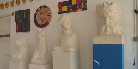 Skulpture u školi (Foto: Dnevnik.hr)