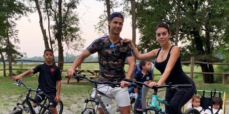 Cristiano Ronaldo i Georgina Rodriguez (Foto: Instagram)