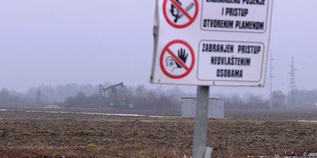 Naftna bušotina u Lici (Foto: Dnevnik.hr) - 2