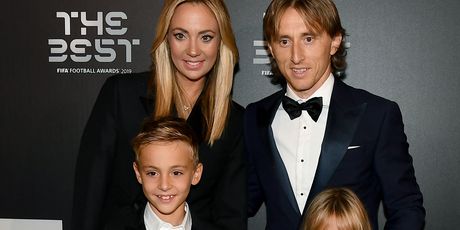 Luka Modrić s obitelji (Foto: AFP)