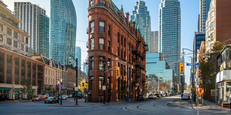 Toronto - 4