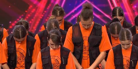 Plesna skupina Universe Dance (Foto: Nova TV)